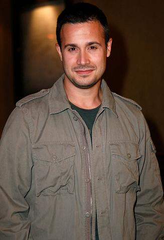 Boldog Születésnapot: Freddie Prinze Jr. ma 34 éves