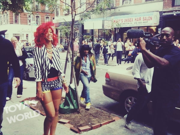 Rihanna8