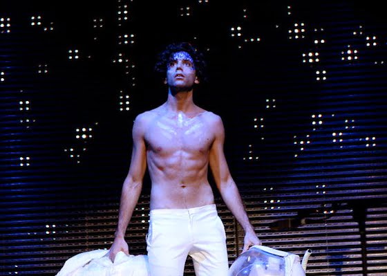 Mika Plays Sydney