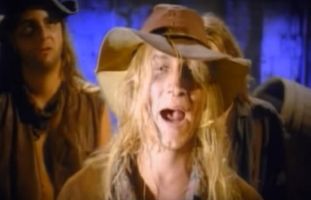 Ha felcsendül ez a dal, ma is ugyanúgy örülsz neki, mint amikor először hallottad!