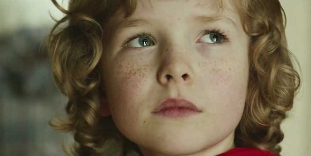 Megható kampányfilm hívja fel a figyelmet a hajléktalan gyerekekre! Ezt neked is osztanod kell!