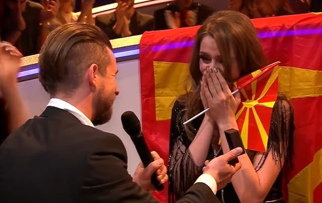 Eurovízió 2017: Élő adásban kérték meg Macedónia képviselőjének kezét!