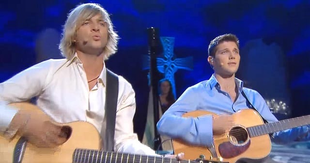 celticthunder Számtalanszor feldolgozták már, de a The Sound Of Silence ezen verziója mégis tud újat mutatni!
