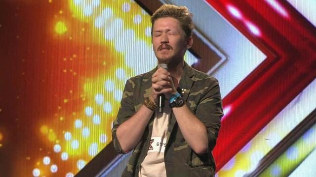 Továbbjutásért könyörgött Anastacia személyi asszisztense az X-Faktorban