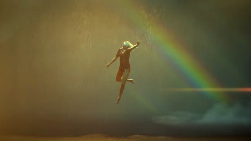 Sia előadásában érkezik a My Little Pony - The Film első hivatalos főcímdala! Íme a Rainbow