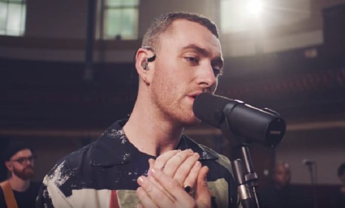 Új balladával tér vissza Sam Smith. Burning című dala valósággal éget!