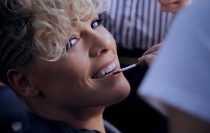 Megérkezett P!nk legújabb videója! Íme a Whatever You Want