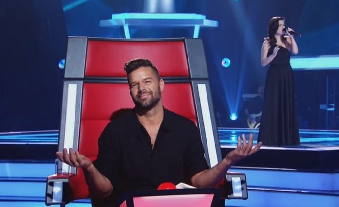Kevesen érnek fel Jennifer Rush hangjával. De amikor meghallották ezt a lányt énekelni, amúgy kapkodtak a gombok után!