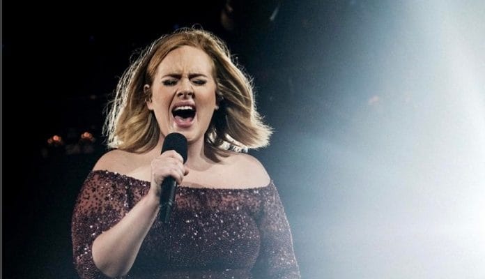 3 év csend után Adele örömteli hírt osztott meg rajongóival