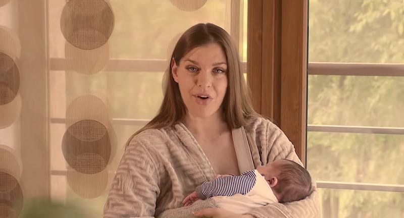 Dér Heni legújabb dalát kisfia ihlette, akit meg is mutat új klipjében