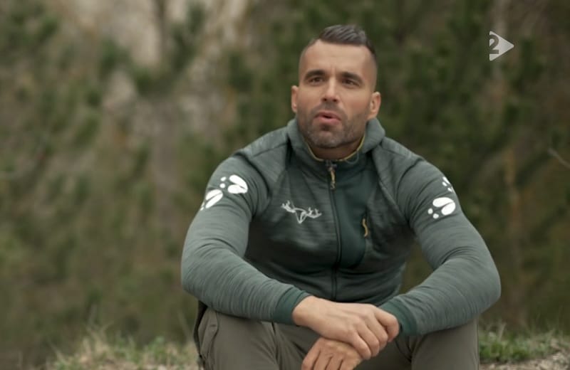 „Sárban fetrengő kutyák vagytok” - VV Leo szerint Szőke Zoltán így ordított velük a kamerák mögött