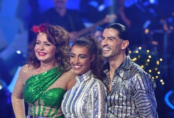 Gabriela Spanic fergeteges produkciót nyújtott Tóth Andiékkal a színpadon