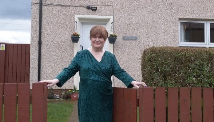 Susan Boyle még mindig gyerekkori otthonában él - Megmutatta álomotthonát az énekesnő