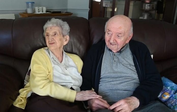 Ada A 98 éves anyuka öregotthonba költözött, hogy gondoskodni tudjon 80 éves fiáról