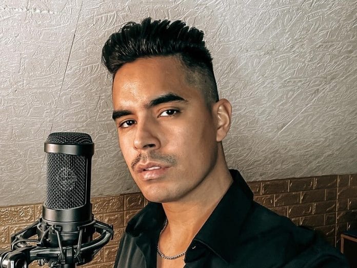 Ya Ou ezúttal kötöttségek és szabályok nélkül csapott a húrok közé