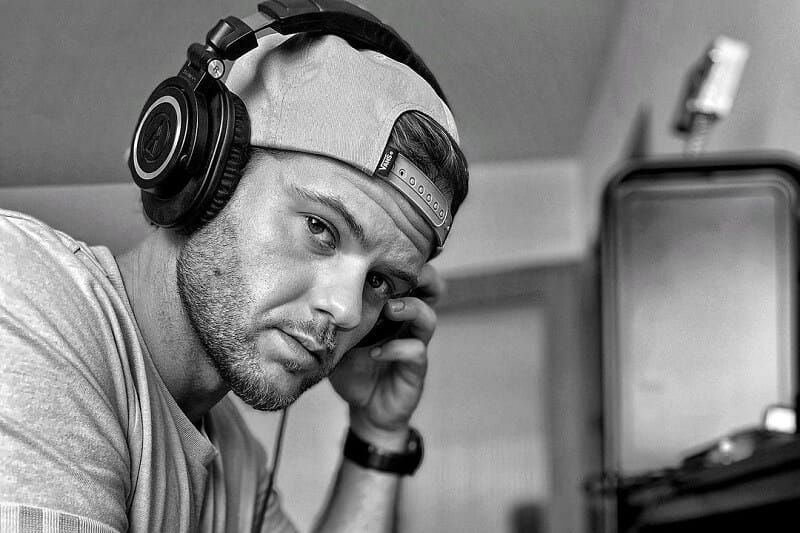 Szakács Gergő eddigi legszemélyesebb dalához készült klip  