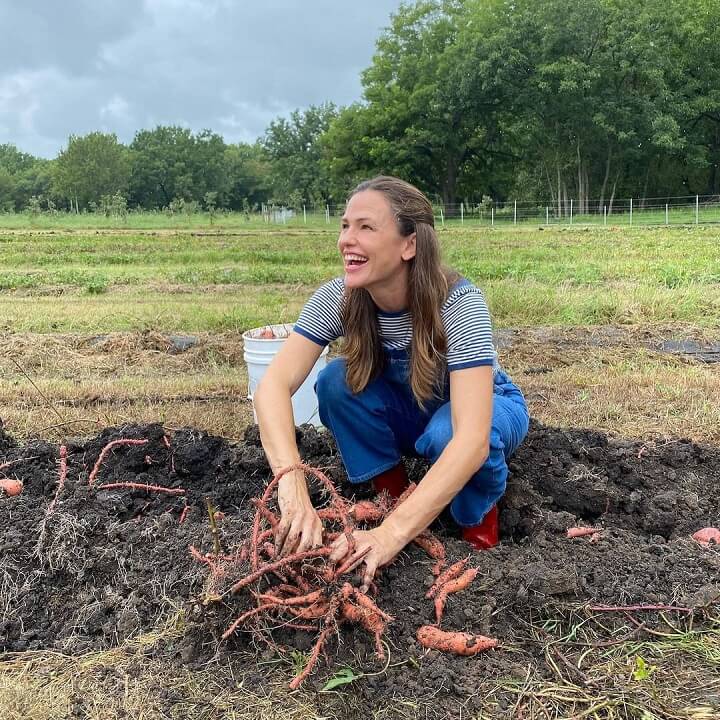 Jennifer Garner megmenti a családi farmot, ahol édesanyja felnőtt, hogy megőrizze a családi emlékeket