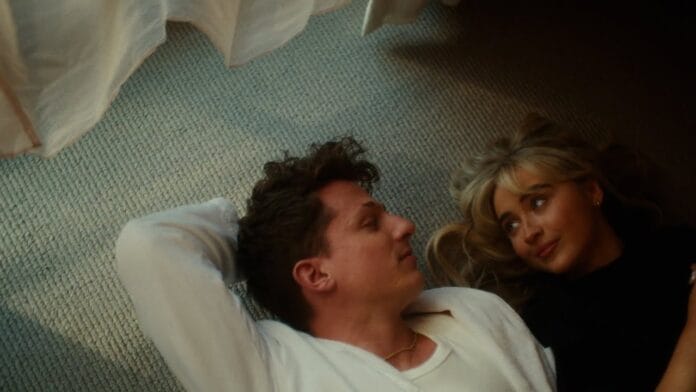 charlie-puth Megérkezett Charlie Puth legújabb videóklipje, a „That’s Not How This Works”