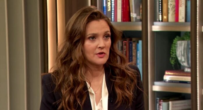 Drew Barrymore gyerekként elszenvedett traumája megmutatja, milyen hatással van rád, ha egy toxikus anya mellett nevelkedsz
