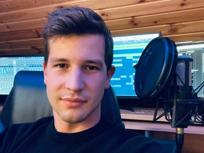 László Attila stúdióban