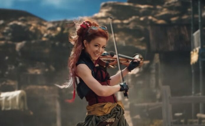 A gyönyörű hegedűslány új dalával megmutatja, mi történik akkor, ha az intuíciónkra hallgatunk a félelmeink helyett